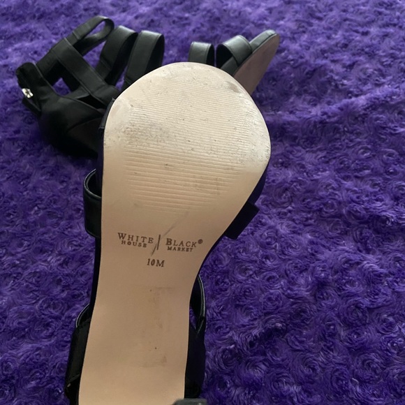 Like new only worse once black heels - Picture 4 of 4